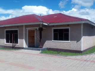 2-bed-1-bath-flat-for-rent-in-riverside-chingola