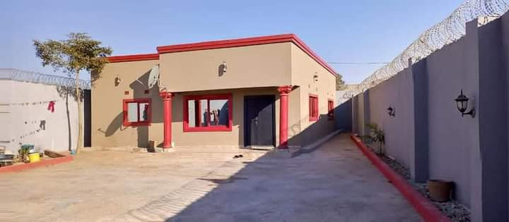 3-bedroom-house-for-sale-in-kabanana-big-4