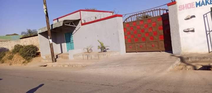 3-bedroom-flat-for-sale-in-kabanana-big-9