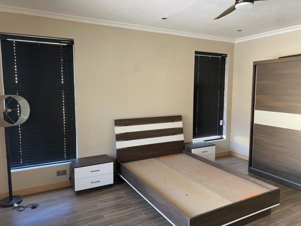 5-bedroom-house-for-sale-in-roma-big-8