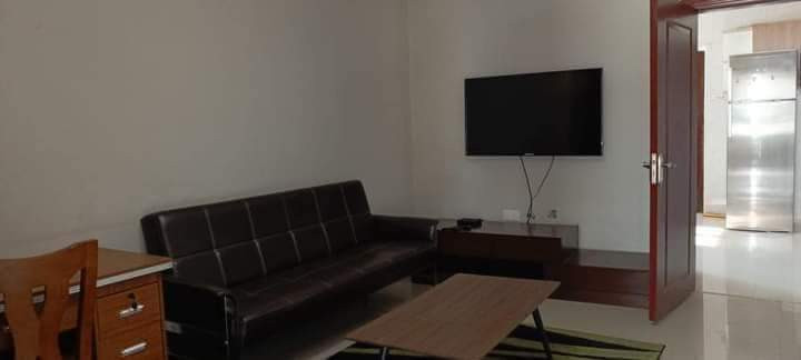 2-bedroom-fully-furnished-flat-for-rent-in-roma-park-big-3