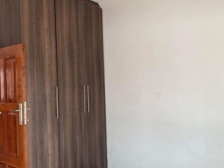2-bedroom-house-for-rent-in-roma