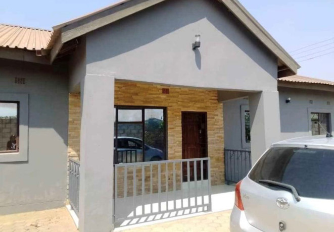 2-bedroom-flat-for-rent-in-chalala-big-1