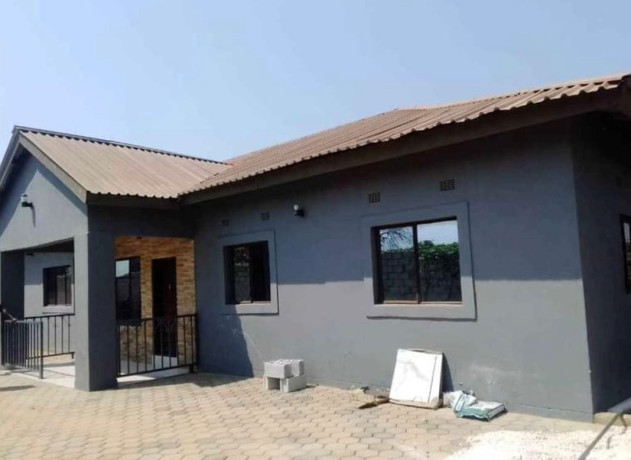 2-bedroom-flat-for-rent-in-chalala-big-0