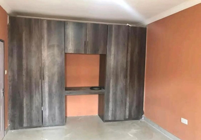 2-bedroom-flat-for-rent-in-chalala-big-3