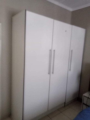 4-bedroom-flat-for-rent-in-makeni-big-4