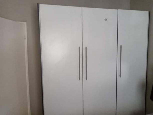 4-bedroom-flat-for-rent-in-makeni-big-5