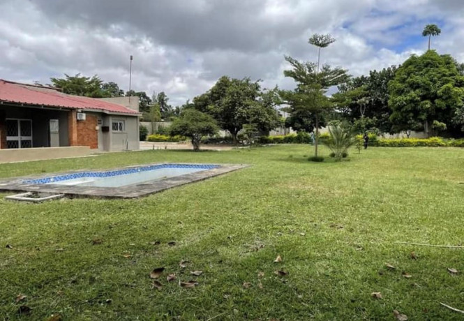 5-bedroom-house-for-rent-in-rhodespark-big-2