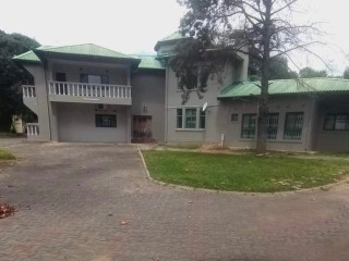 4-bedroom-house-for-sale-in-rhodespark