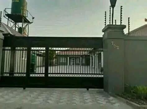 2-bedroom-flat-for-rent-in-meanwood-big-0