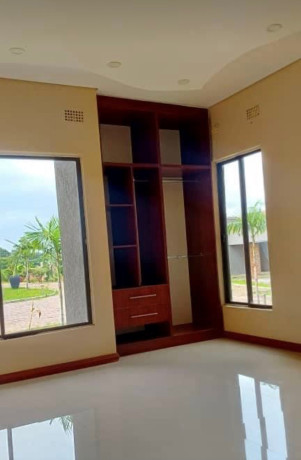 3-bedroom-flats-for-rent-in-ngwerere-big-5