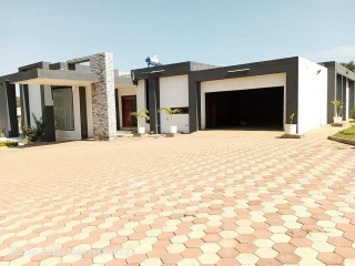 4-bedroom-house-for-sale-in-new-kasama