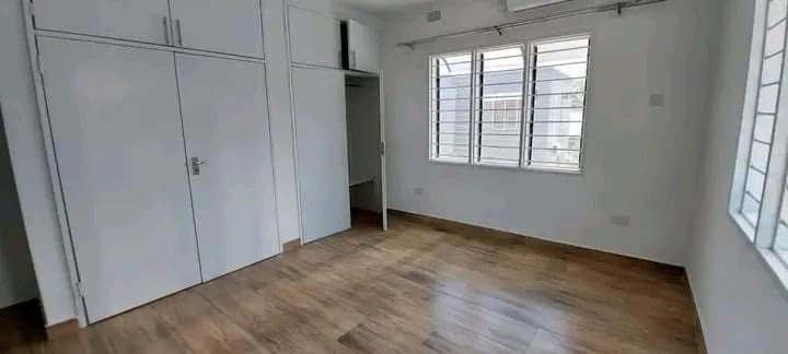 2-bedroom-flat-for-rent-in-rhodespark-big-4