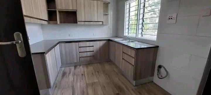 2-bedroom-flat-for-rent-in-rhodespark-big-1