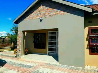 3-bedroom-house-for-rent-in-meanwood