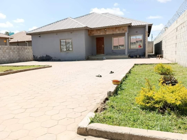 3-bedroom-house-for-rent-in-libala-south-big-1