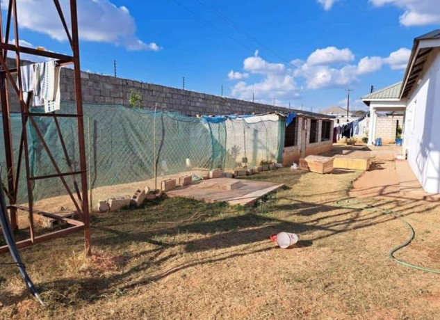 3-bedroom-house-for-rent-in-kabangwe-big-4