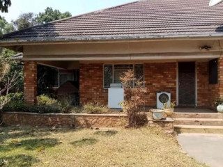 4-bedroom-house-for-sale-in-northmead