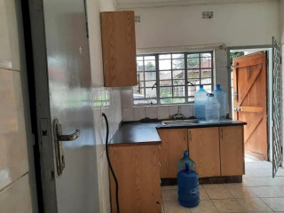 2-bedroom-house-for-sale-in-northmead
