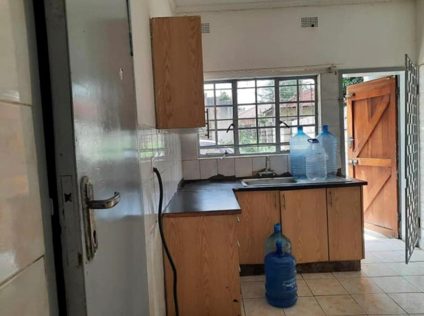 2-bedroom-house-for-sale-in-northmead-big-0