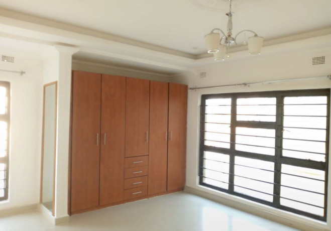4-bedroom-flat-for-rent-in-makeni-bonaventure-big-2