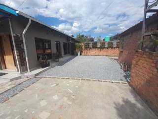 3-bedroom-house-for-sale-in-rhodes-park