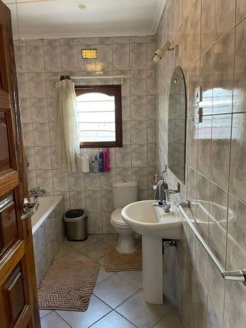 2-bedroom-flat-for-rent-in-rhodes-park-big-4