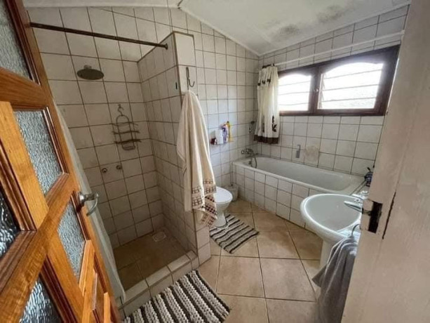 2-bedroom-flat-for-rent-in-rhodes-park-big-3