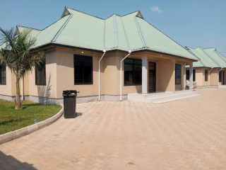 2-bedroom-flat-for-rent-in-new-kasama