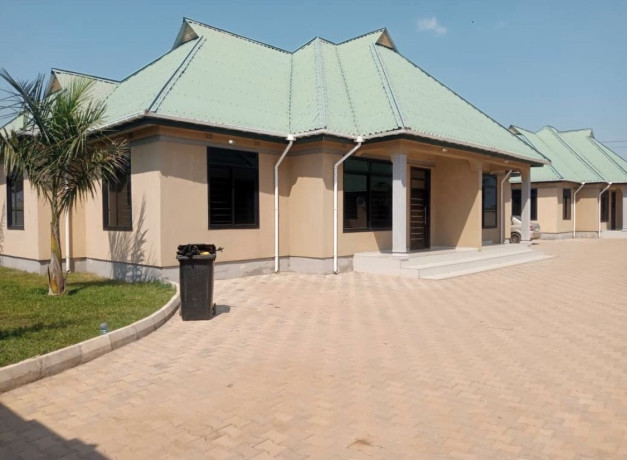 2-bedroom-flat-for-rent-in-new-kasama-big-0