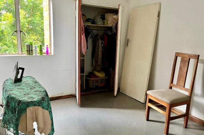 3-bedroom-flat-for-sale-in-longacres-big-5