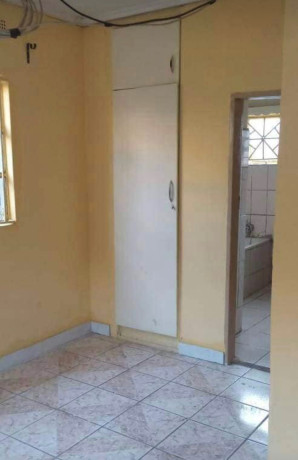 spacious-3-bedroom-flat-for-rent-in-chamba-valley-big-3