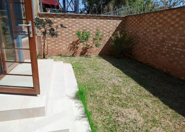 3-bedroom-flats-for-rent-in-kabulonga-big-4