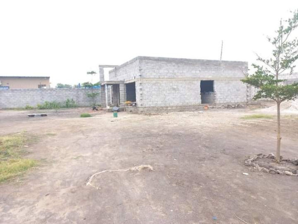 unfinished-2-bedroom-house-for-sale-in-silverest-big-1