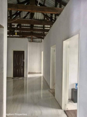 3-bedroom-flat-for-sale-in-silverest-big-5