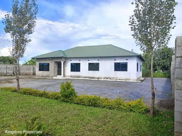 3-bedroom-flat-for-sale-in-silverest-big-8