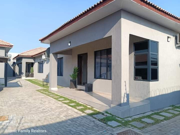 2-bedroom-flat-for-rent-in-state-lodge-big-5