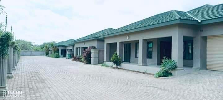 4-by-3-bedroom-flats-for-rent-in-ibex-meanwood-big-3