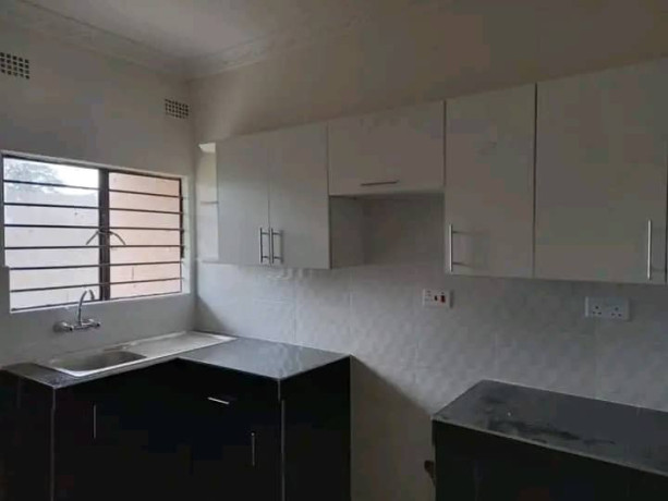 3-bedroom-flat-for-rent-in-lusaka-west-big-2