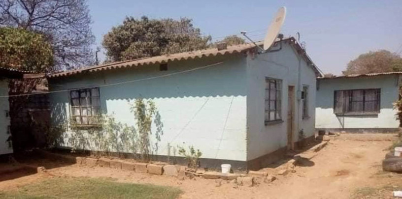 spacious-2-bedroom-house-for-sale-in-libala-big-0