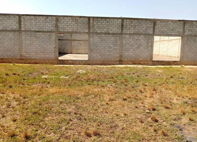 plot-for-sale-in-chinika-big-3