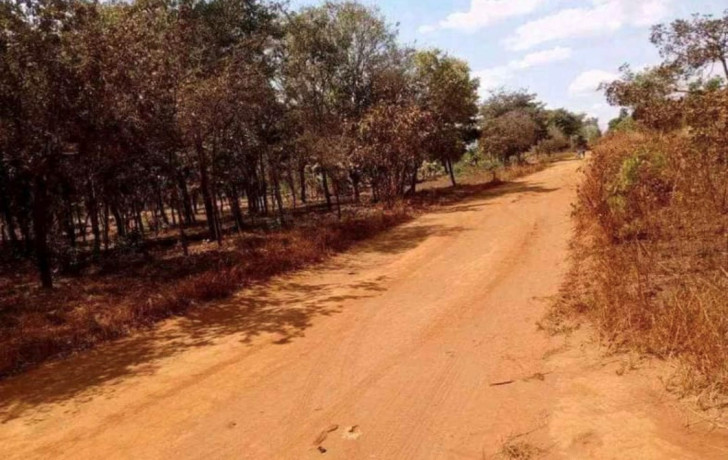 plot-for-sale-in-chalala-big-1