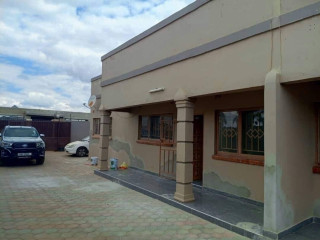 3-bedroom-flat-for-rent-in-salama-park