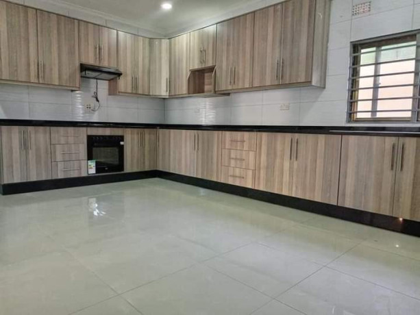 4-bedroom-flat-for-sale-in-salama-park-big-7