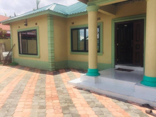 3-bedroom-house-for-sale-in-salama-park