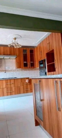 4-bedroom-house-with-swimming-pool-in-serene-environment-big-3