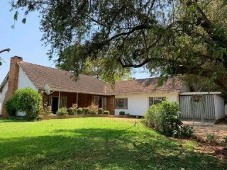 3-bedroom-house-for-sale-in-woodlands