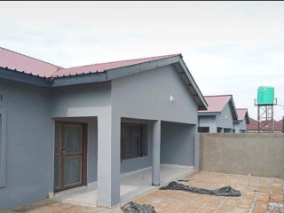 2-bedroom-flat-for-rent-in-salama-park