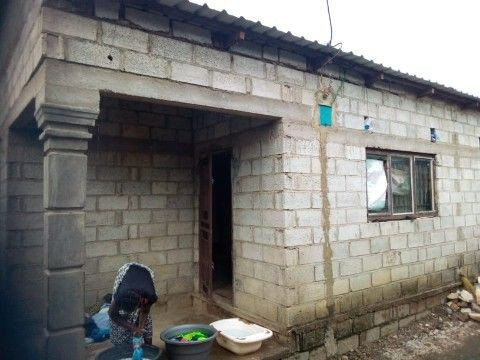 4-bedroom-house-in-chelston-obama-big-1