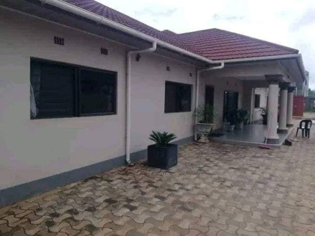 4-bedroom-house-for-sale-in-woodlands-big-1